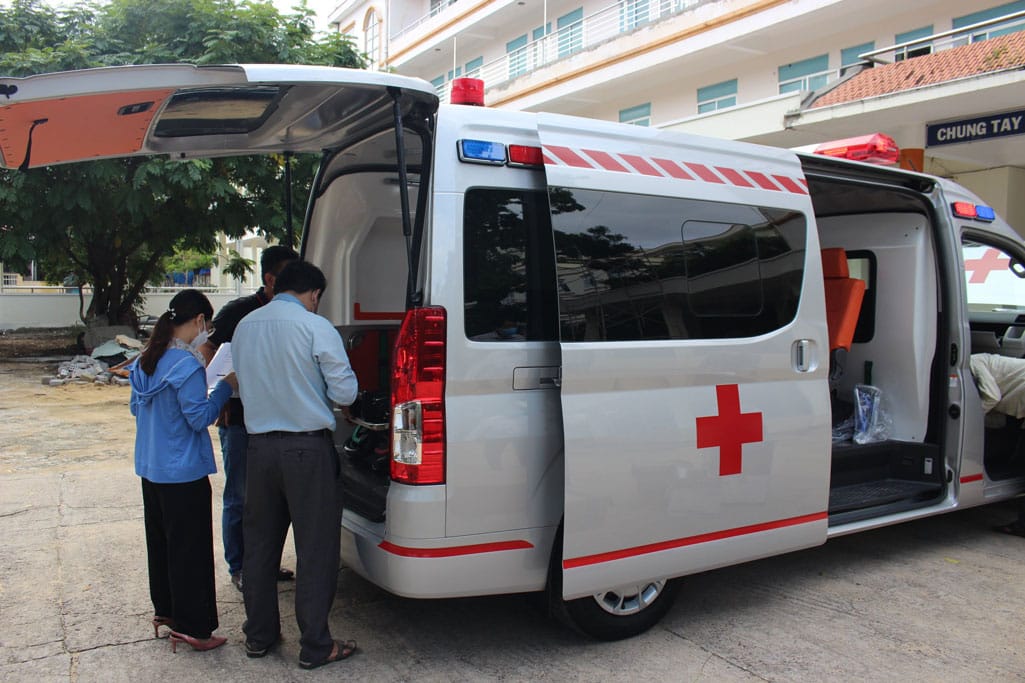 Xe cứu thương quận Bình Thạnh