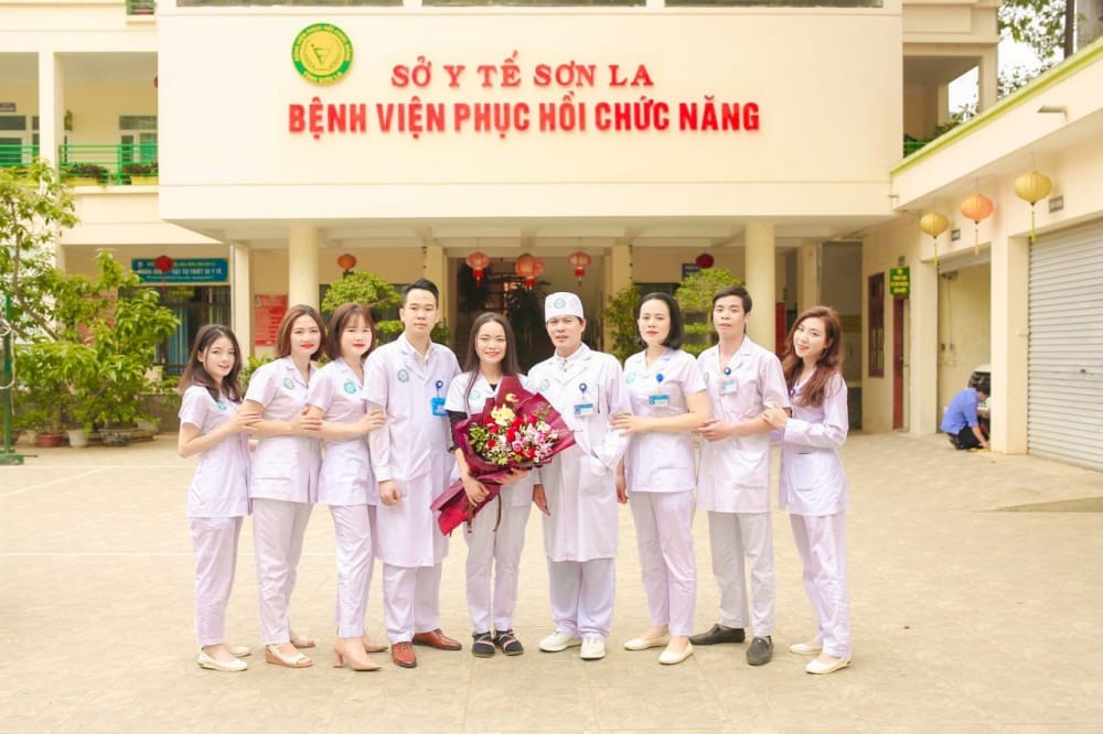 Bệnh Viện Phục Hồi Chức Năng Tỉnh Sơn La - xe cứu thương Sơn La