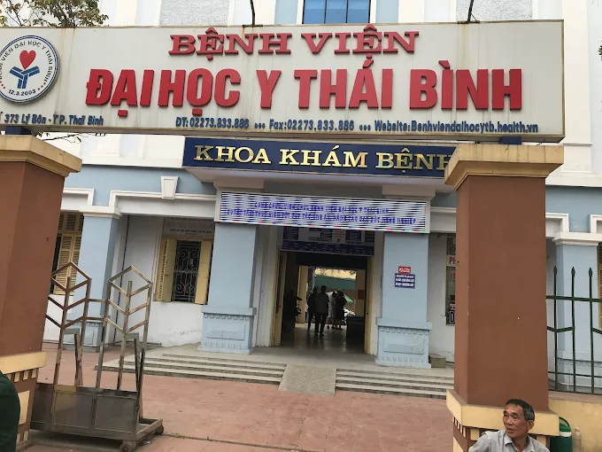 Bệnh viện Đại học Y Thái Bình - xe cứu thương Thái Bình