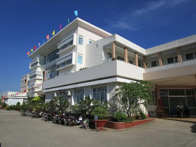 Trung Tâm Y Tế Huyện Gò Công Đông - Xe Cứu Thương Gò Công